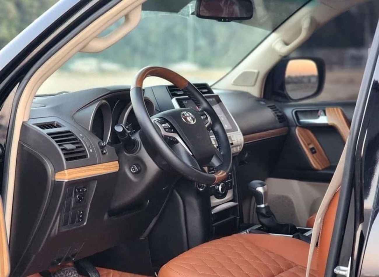تويوتا برادو VXR TXL 2015 Upgrade To 2023 Top Of The Range Very Clean And Perfect Condition