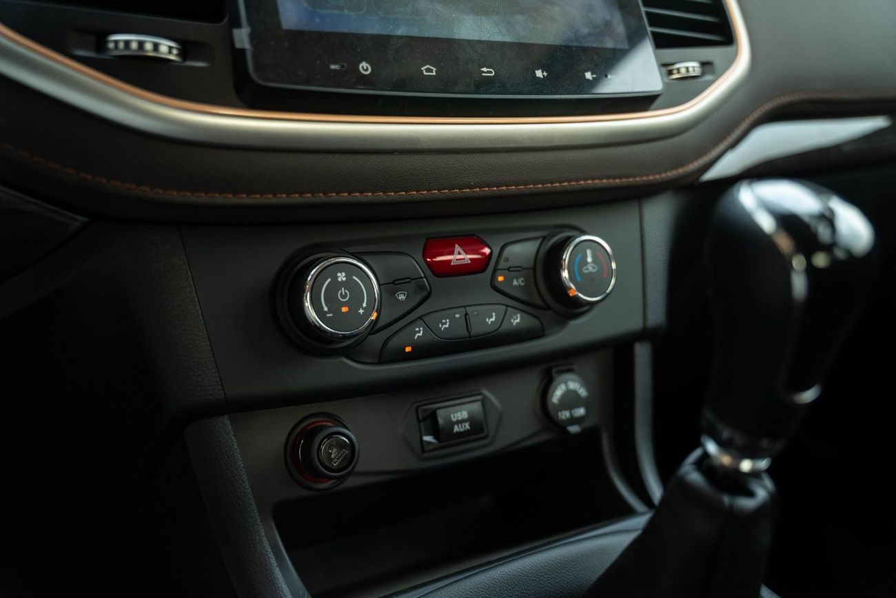 زي اكس تيرالورد 2026 Brand New Manual Transmission GCC 2.4L Petrol Warranty/Service