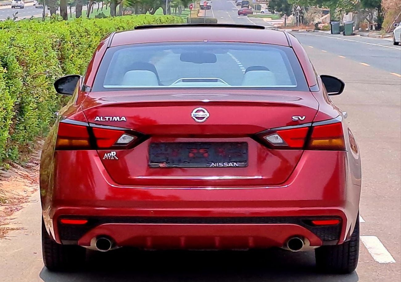 Nissan Altima SV 850-Monthly l GCC l SUNROOF | Cruise, Camera, GPS l Accident Free