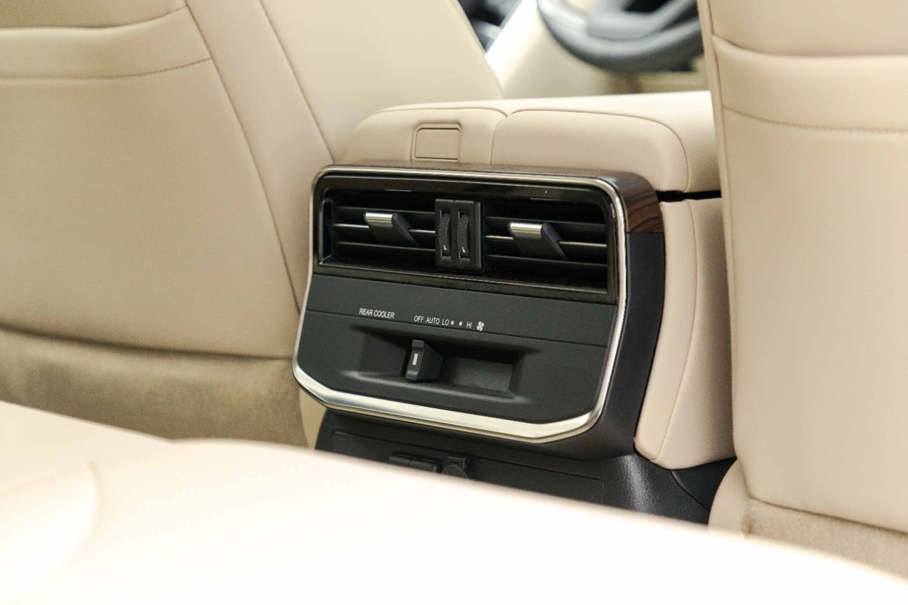 تويوتا لاند كروزر GXR S 4.0L - Grey Mettalic Inside Beige | Export Only