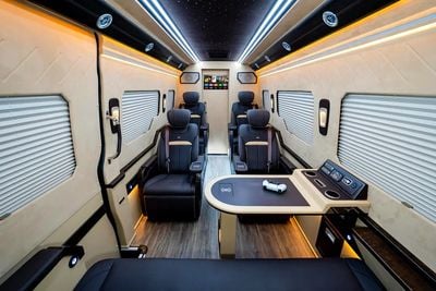 Mercedes-Benz Sprinter VVIP MERCEDES with Bathroom, Additional AC and Air Suspension- 2 Years Warranty VLINE