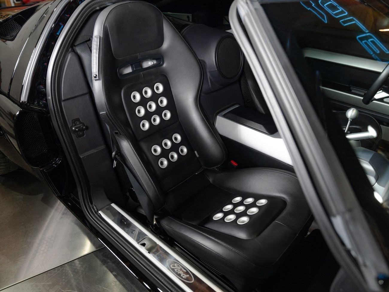 Ford GT Rare 1 of 14 Stripe Delete