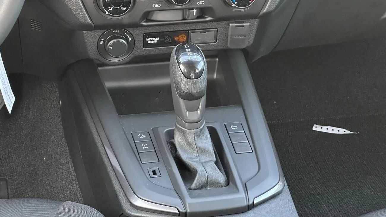 Isuzu D-MAX STD ISUZU/D-MAX/1.9 DIESEL Double Cabin 4x4, Alloy Wheel, Automatic