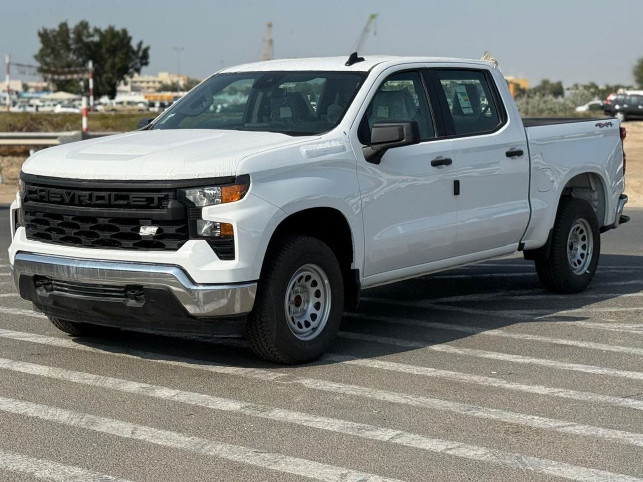 Chevrolet Silverado 1500 RST 1500 REG/CAB TRAILBOSS CLOTH 5.3 V8 RST 5.3 V8 GCC SPECS
