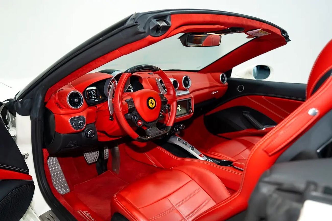 Ferrari California T Handling Speciale 3.9L FERRARI CALIFORNIA T | VERY LOW MILEAGE | HANDLING SPECIALE | CARBON LED STEE