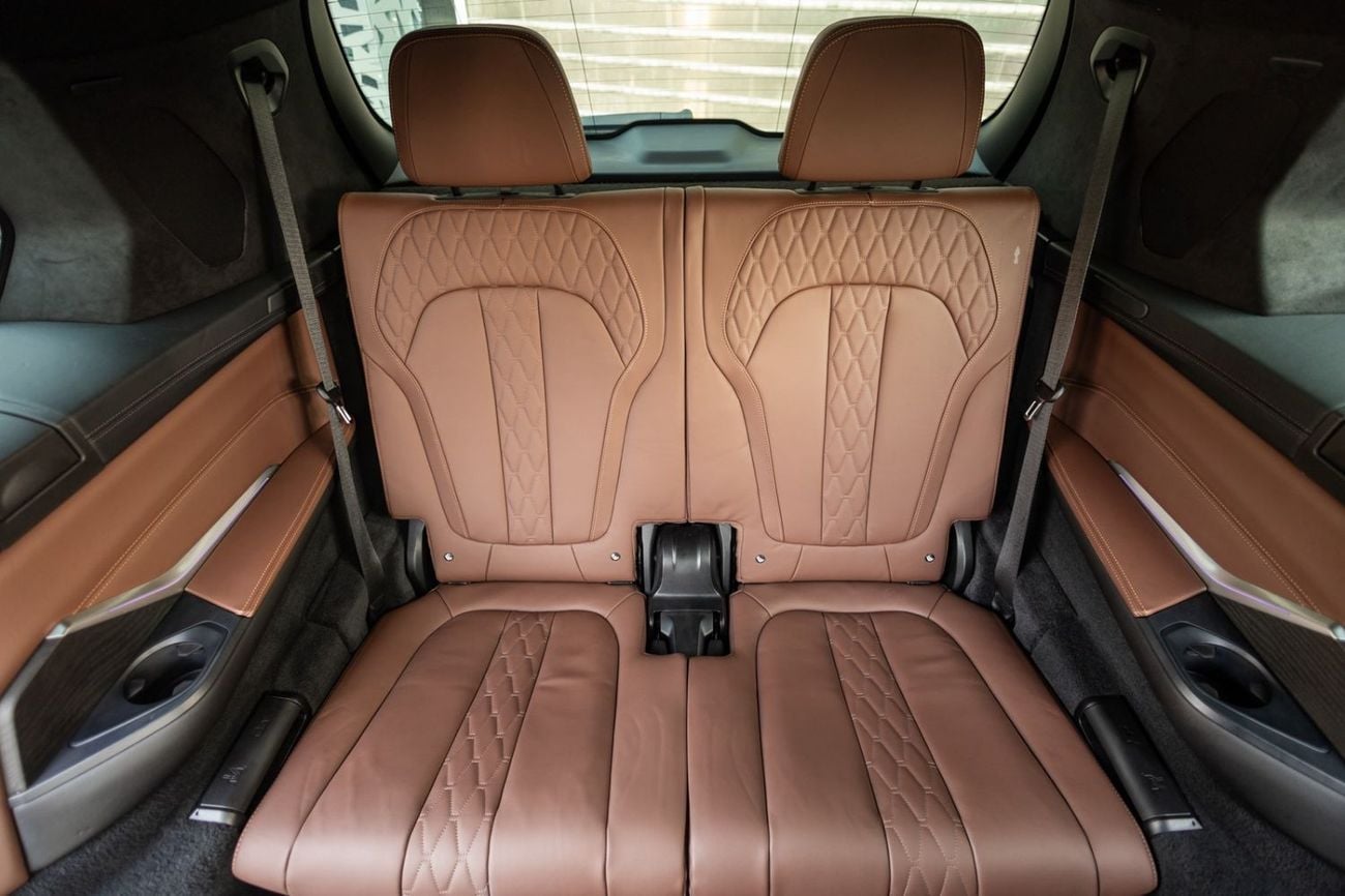 BMW X7 40i PURE EXCELLENCE BMW X7 xDrive40i 2020 GCC | Warranty