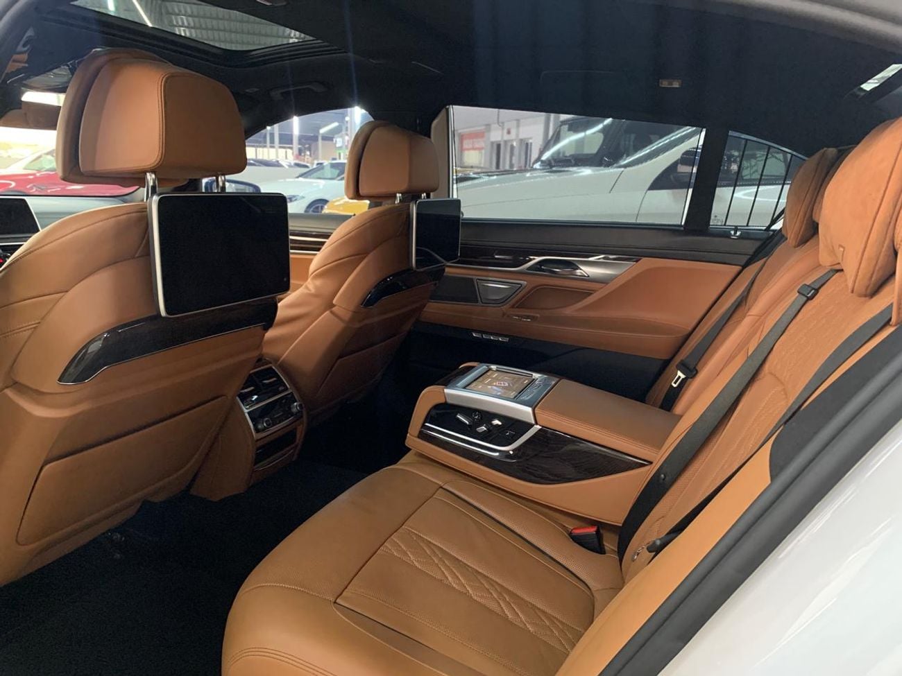 BMW 740Li M SPORT PACK