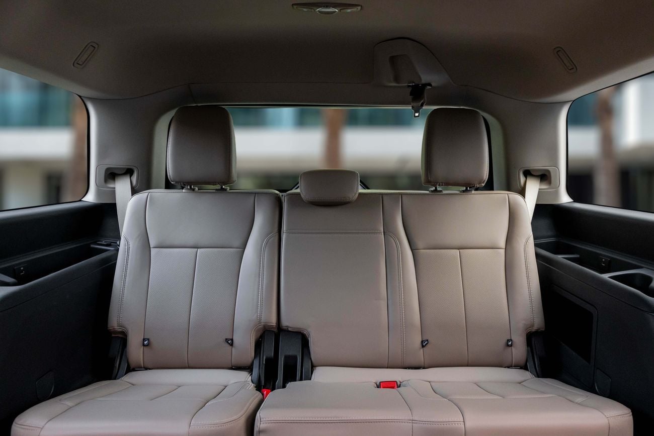 Ford Expedition Expedition XLT | 3,819 P.M | 0% Downpayment | 2030 AGENCY WARRANTY! | Ramadan Offer!