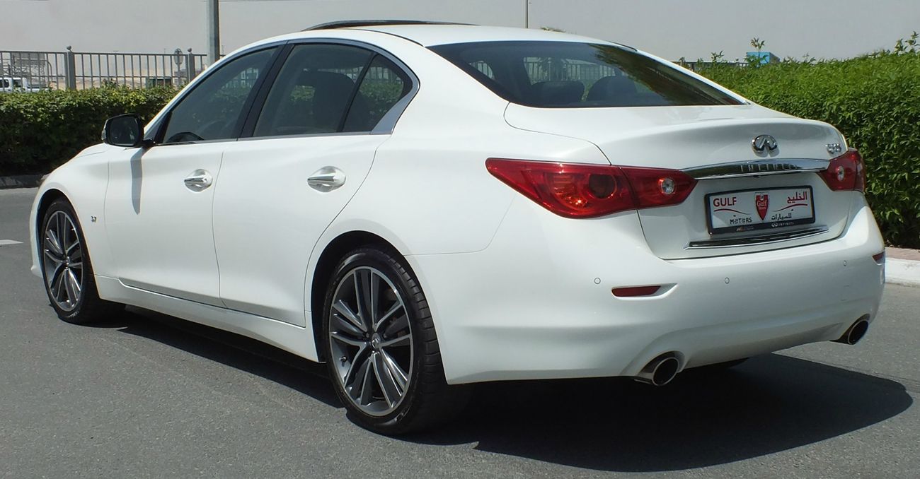 Infiniti Q50 S