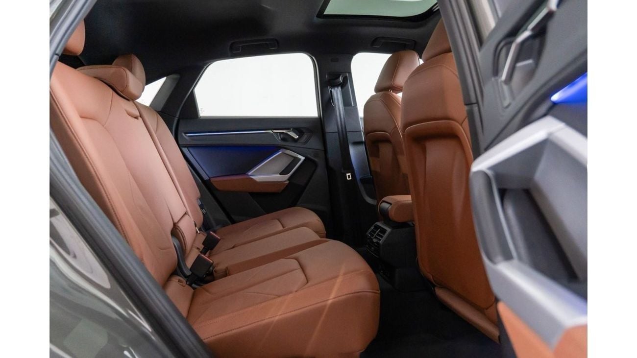 أودي Q3 2024 Audi Q3 40TSFI / 5 Year Audi Warranty & Service Contract