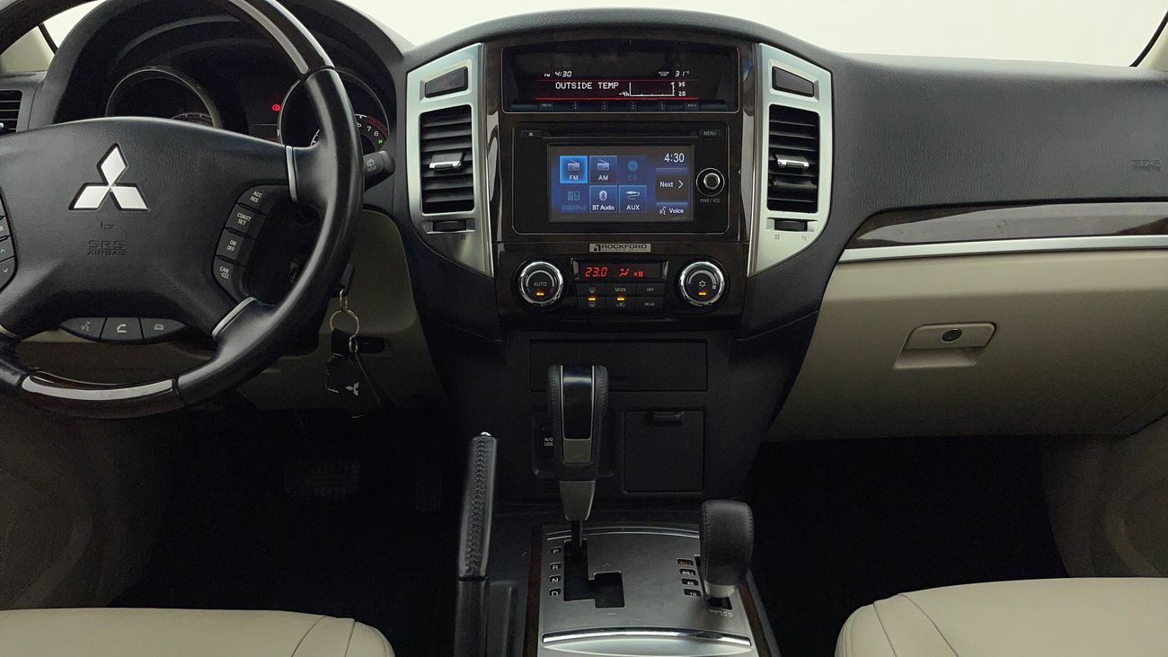 Mitsubishi Pajero GLS HIGHLINE 3.8 | Zero Down Payment | Home Test Drive