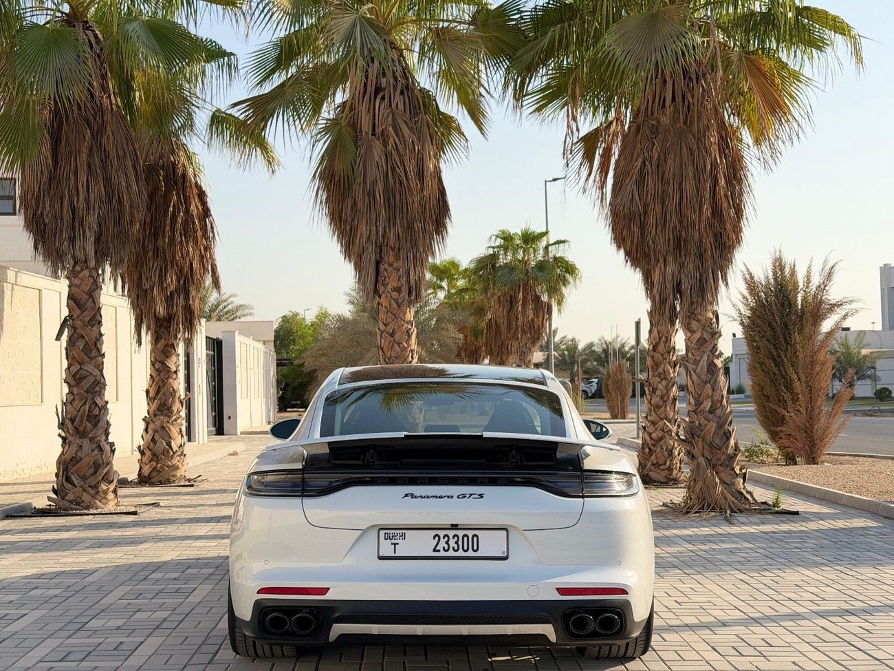 Porsche Panamera GTS 4.0L (454 HP) AWD