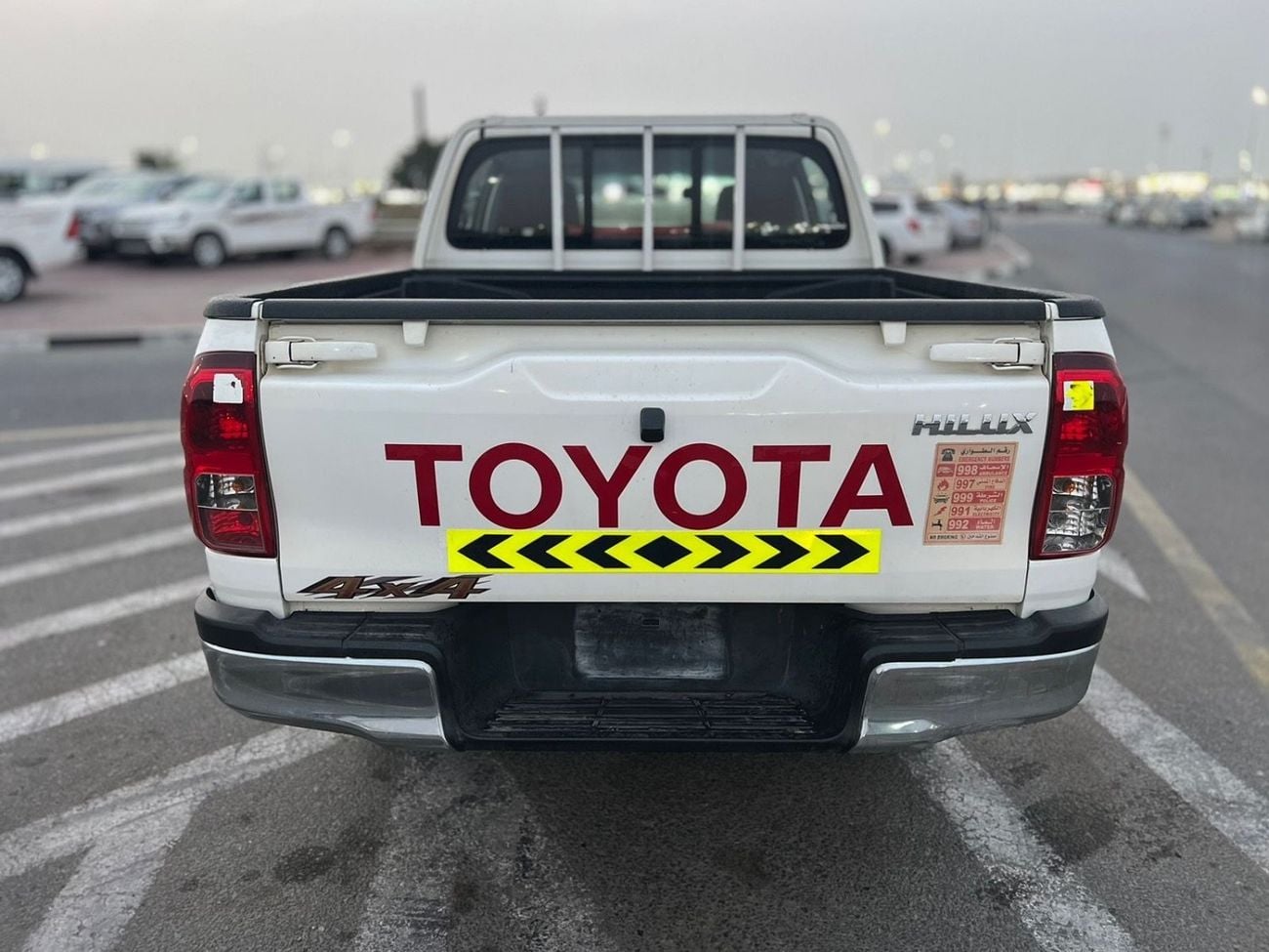 Toyota Hilux 2023  TOYOTA HILUX 2.4L V4 **DIESEL** MANUAL TRANSMISSION  +  POWER WINDOW + 4X4  + Rear Camera + Fo