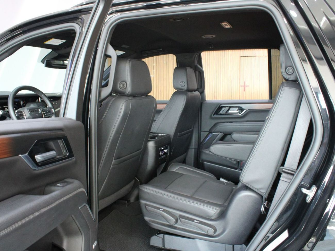 جي أم سي يوكون 6.2 V8 Denali (AWD)