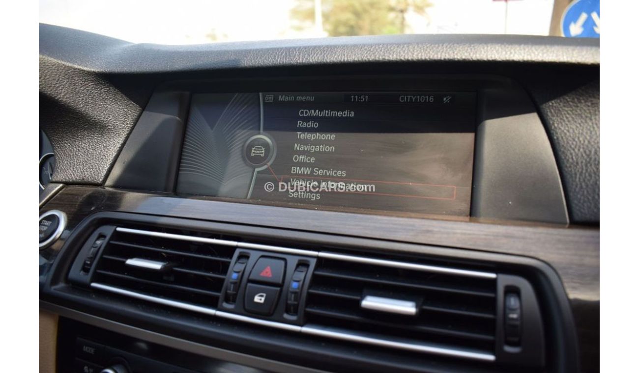 BMW 530i Li 2012 GCC SPECS