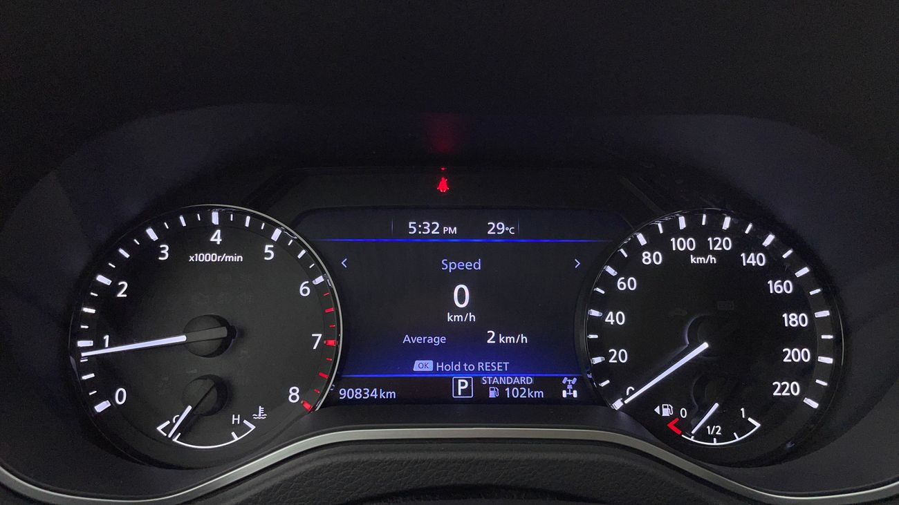 نيسان إكستيرا PLATINUM 2.5 | بدون دفعة مقدمة | اختبار القيادة في المنزل