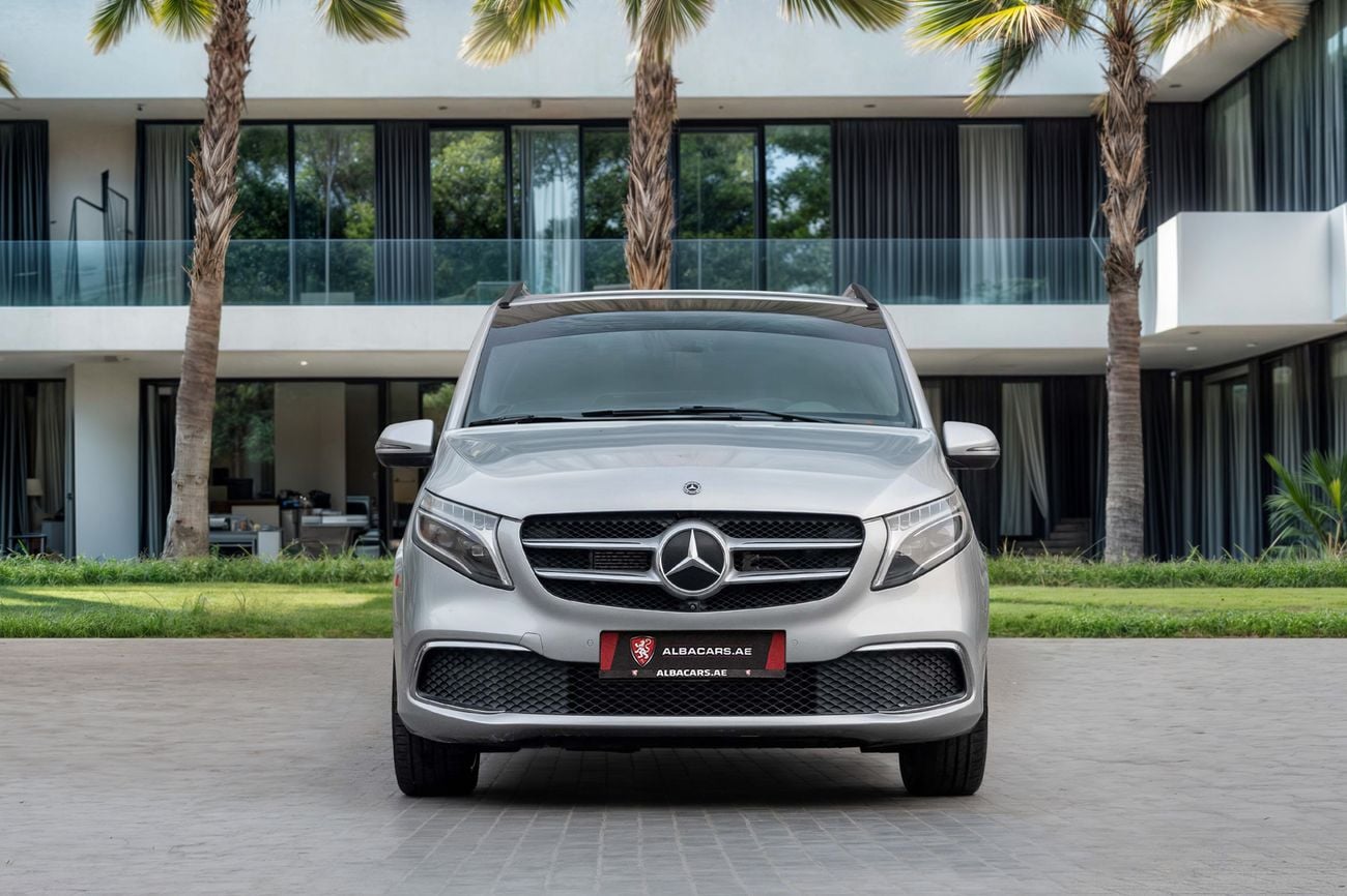 مرسيدس بنز V 250  V 250 | 2,840 P.M | 0% Downpayment | Immaculate Condition!