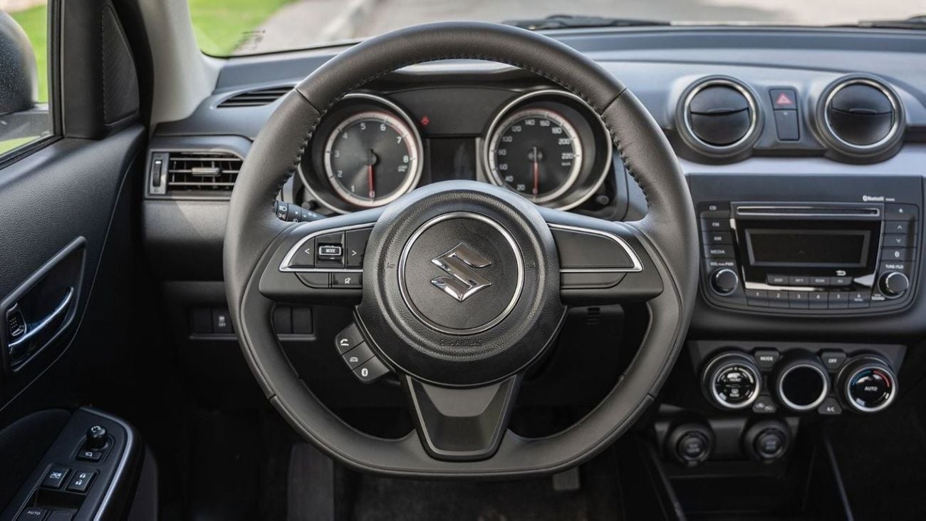سوزوكي سويفت SUZUKI SWIFT GLX 1.2P AT MY2023