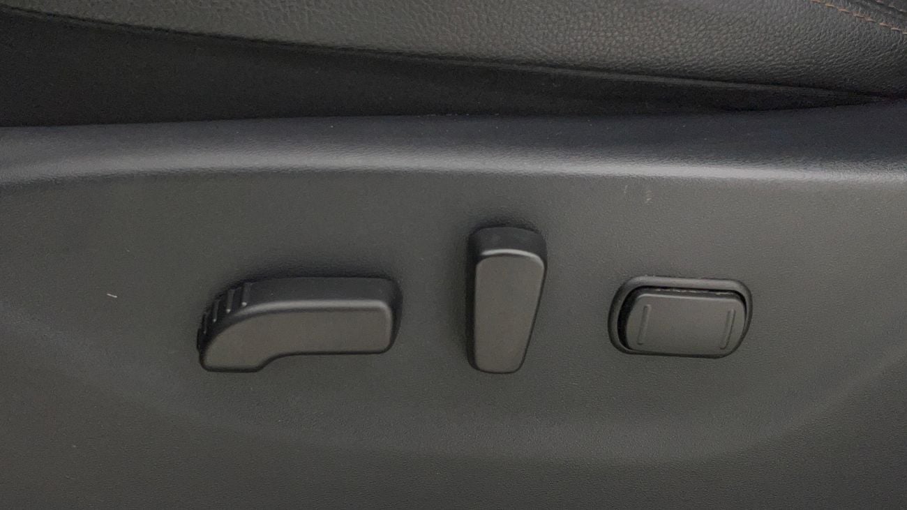 نيسان إكستيرا PLATINUM 2.5 | بدون دفعة مقدمة | اختبار القيادة في المنزل