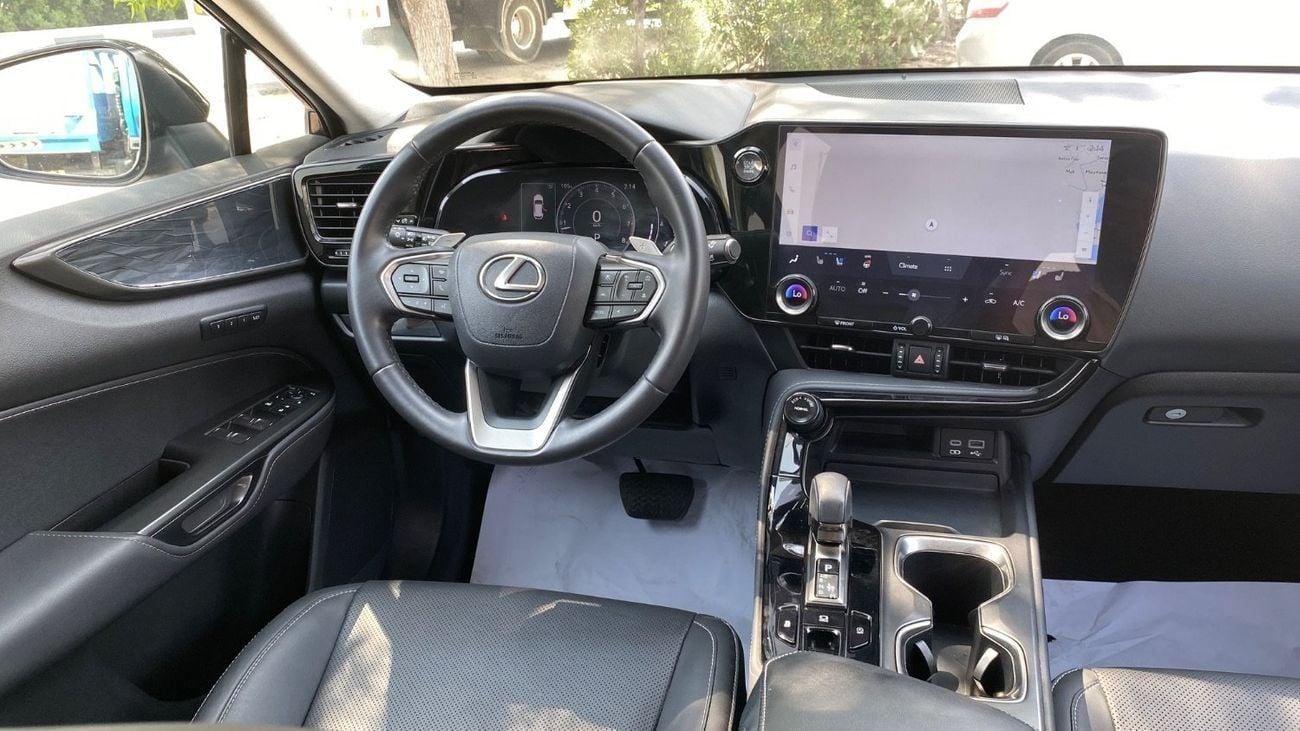 لكزس NX 250 F-Sport 2.5T Platinum