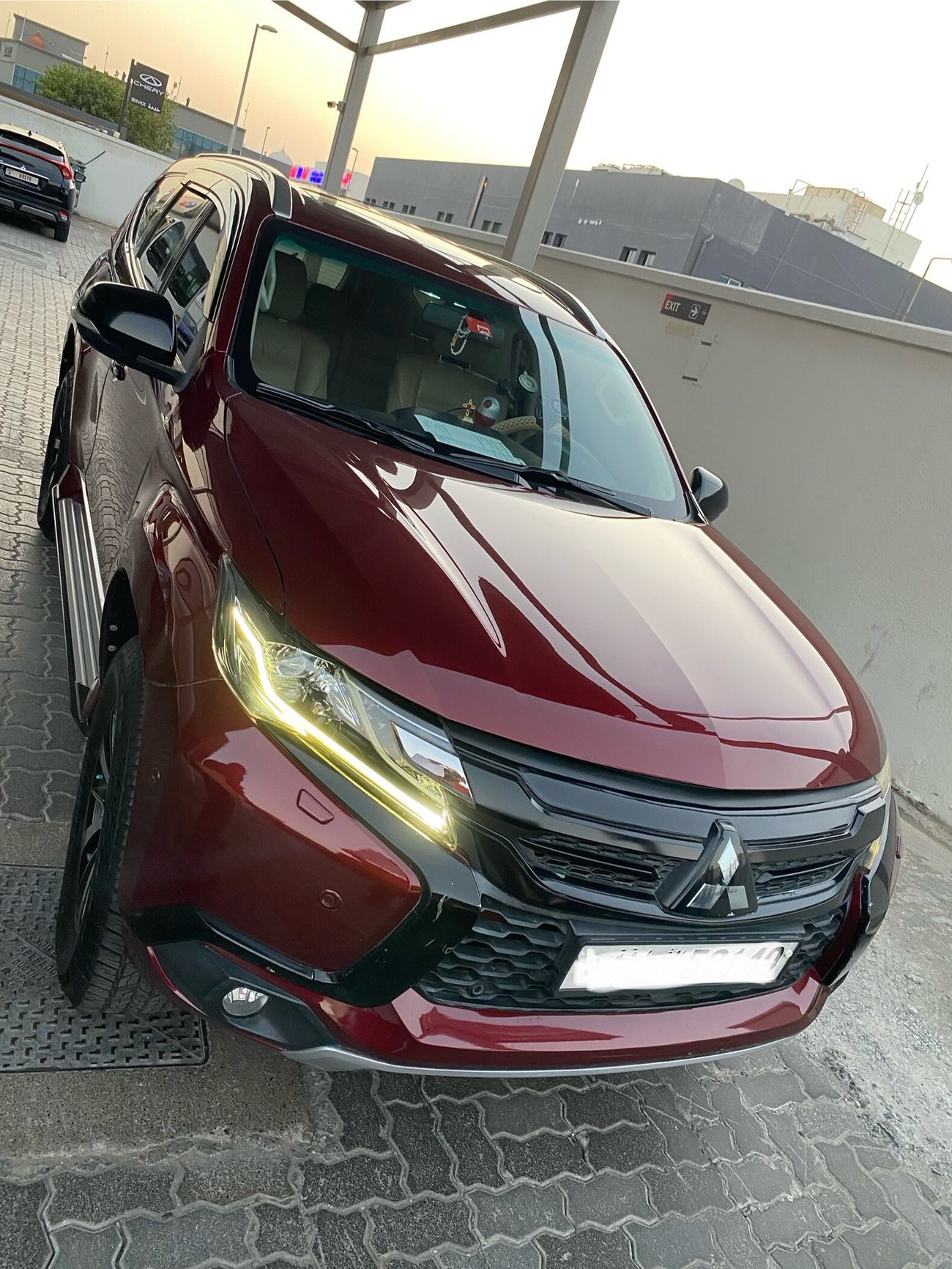 Mitsubishi Montero Sport GLX Premium 4WD Full option