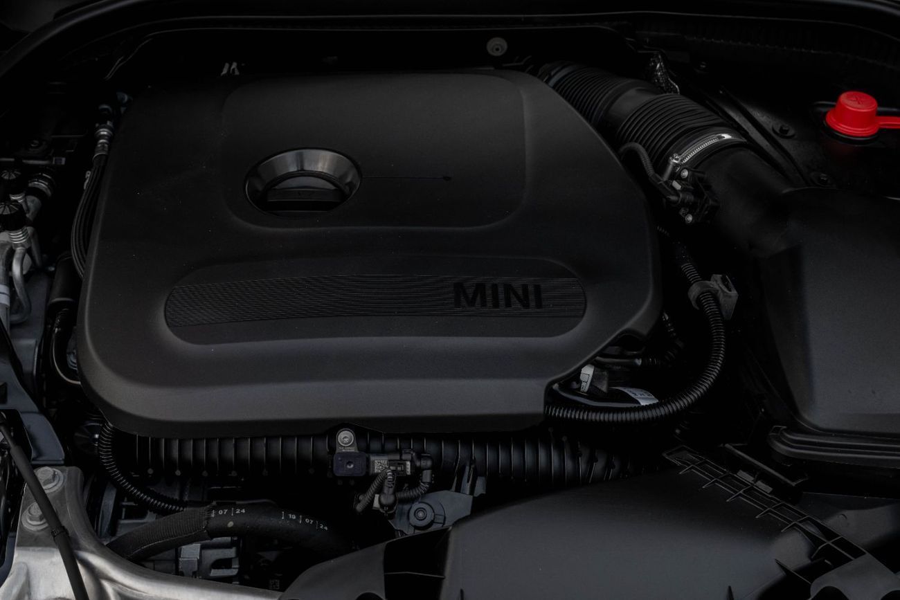 Mini Cooper S | 2,507 P.M | 0% Downpayment | Agency Warranty!