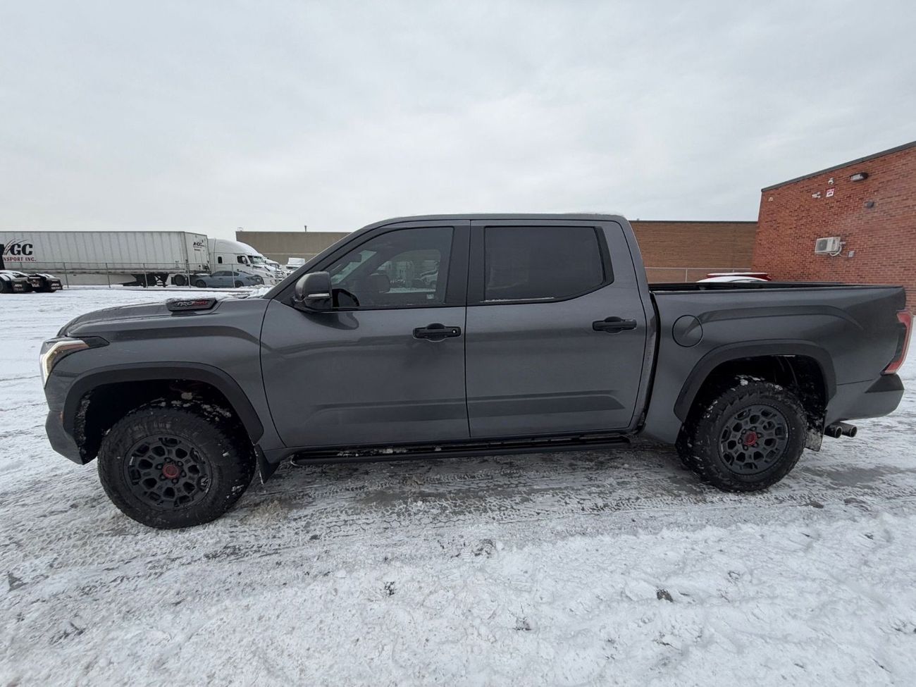 تويوتا تاندرا 2026 TRD PRO HYBRID 437 HP