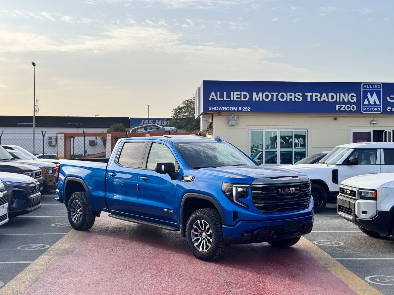 GMC Sierra AT4 Duramax Turbo Diesel НА ЭКСПОРТ НОВОЕ АВТО, БЕЗ ПРОБЕГА