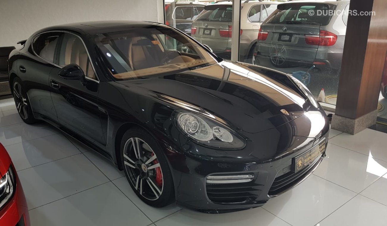 Porsche Panamera Turbo 2014 LOW MILEAGE UNDER WARRANTY