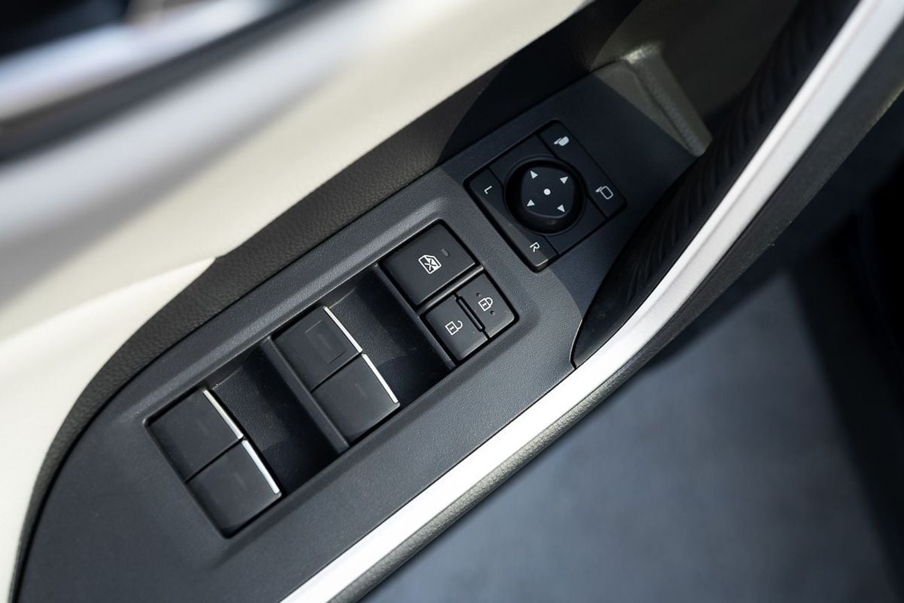 تويوتا راف ٤ 2.5L Adventure