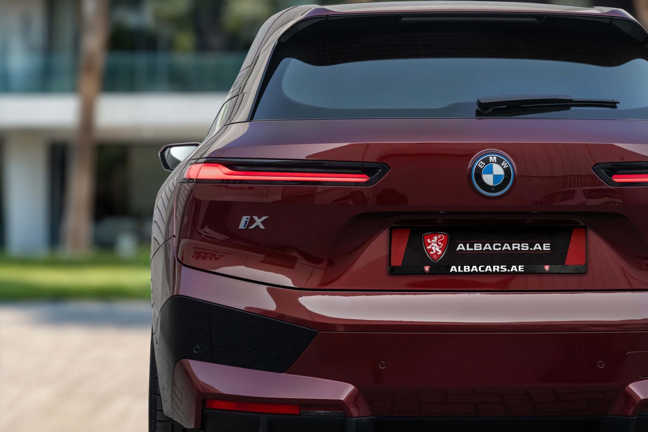 بي أم دبليو iX IX xDrive40 | 4,113 P.M | 0% Downpayment | Agency Warranty 2028!