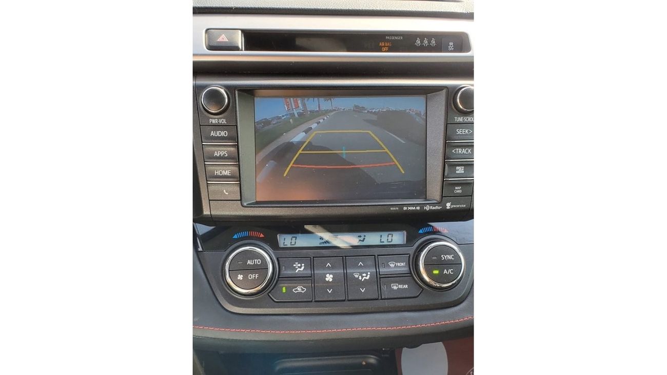 Toyota RAV4 TOYOTA RAV4 XLE FULL OPTIONS