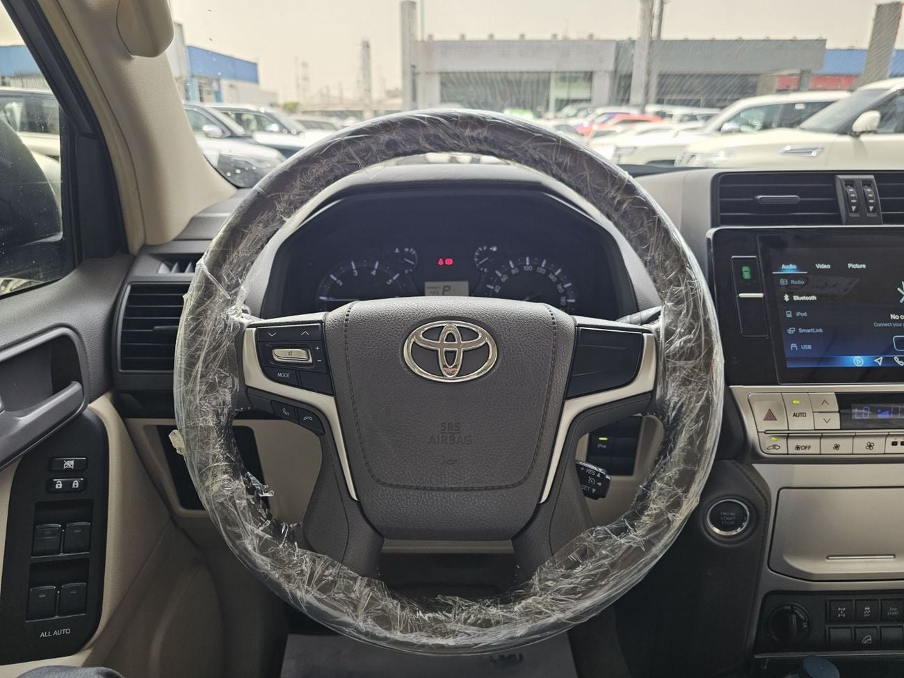 تويوتا برادو TX-L 4.0L V6, Model 2022
