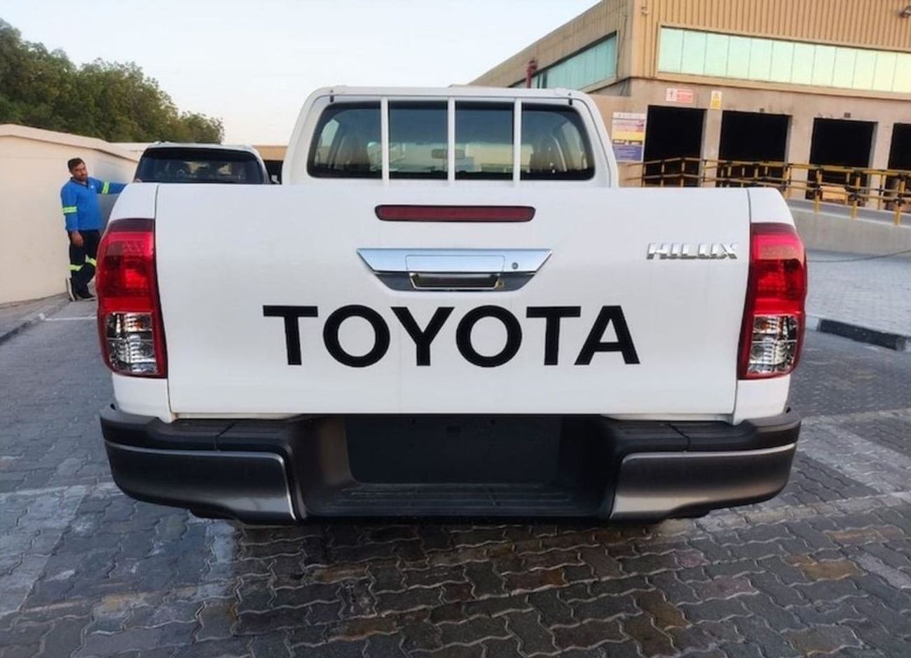 تويوتا هيلوكس TOYOTA HILUX DOUBLE CAB ACTIVE DIESEL 2.4L G4