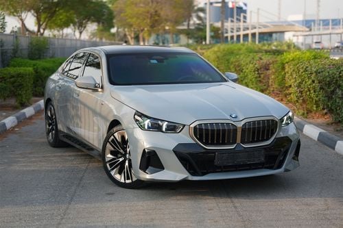 BMW 520i M SPORT BMW 520i M Sport – 2024 Model | GCC Specs | Nardo Grey