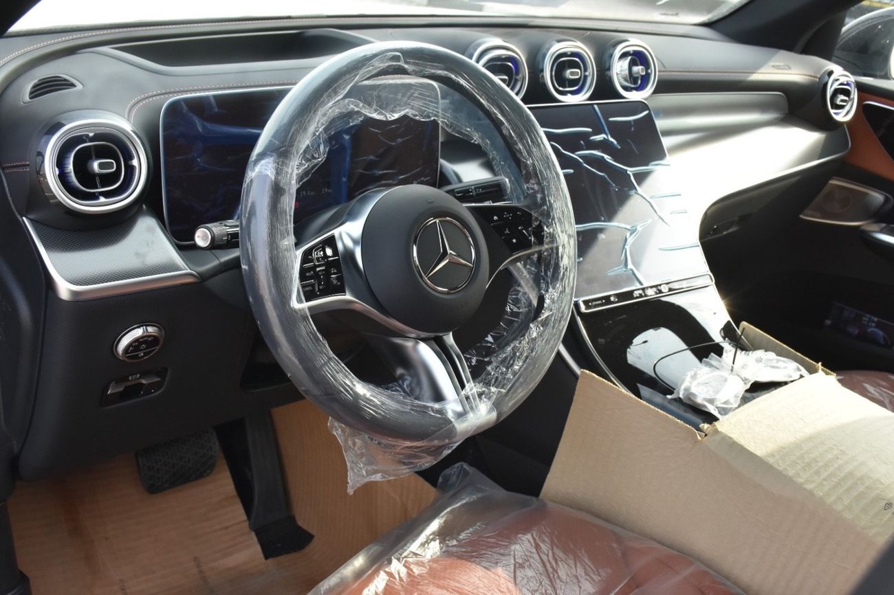 مرسيدس بنز GLC 200 Zero Km