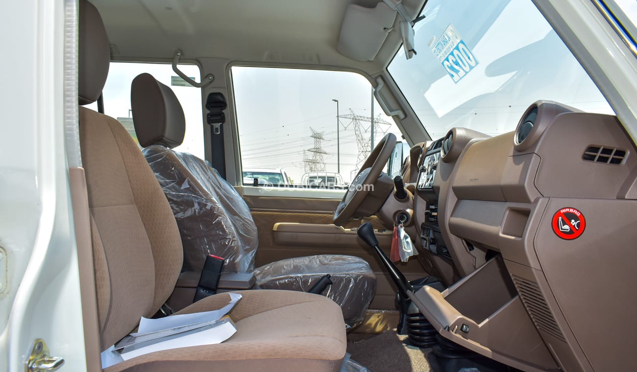 تويوتا لاند كروزر 70 LX V8