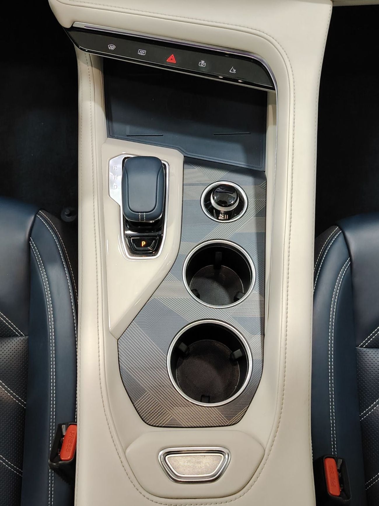 Zeekr 001 AWD