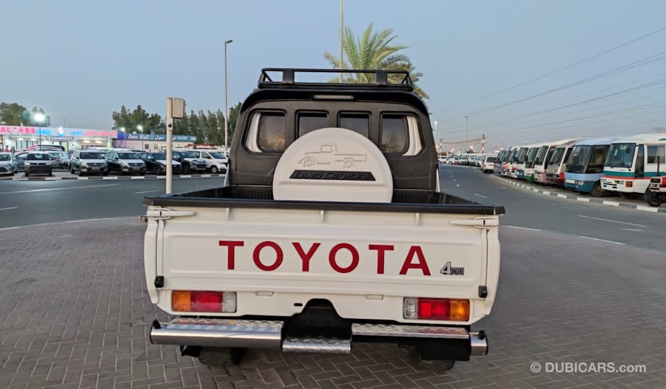 Toyota Land Cruiser Pick Up Super