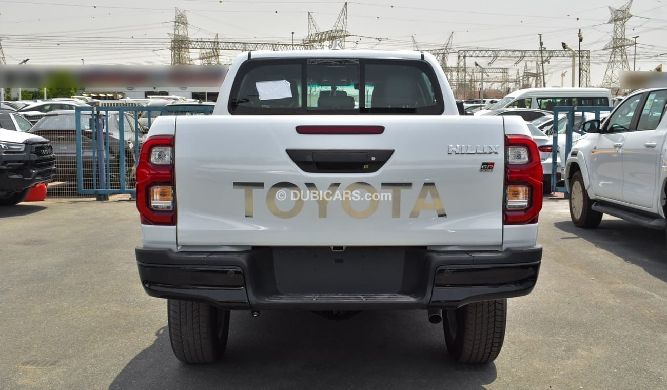 تويوتا هيلوكس GR Sport 4.0 L V6