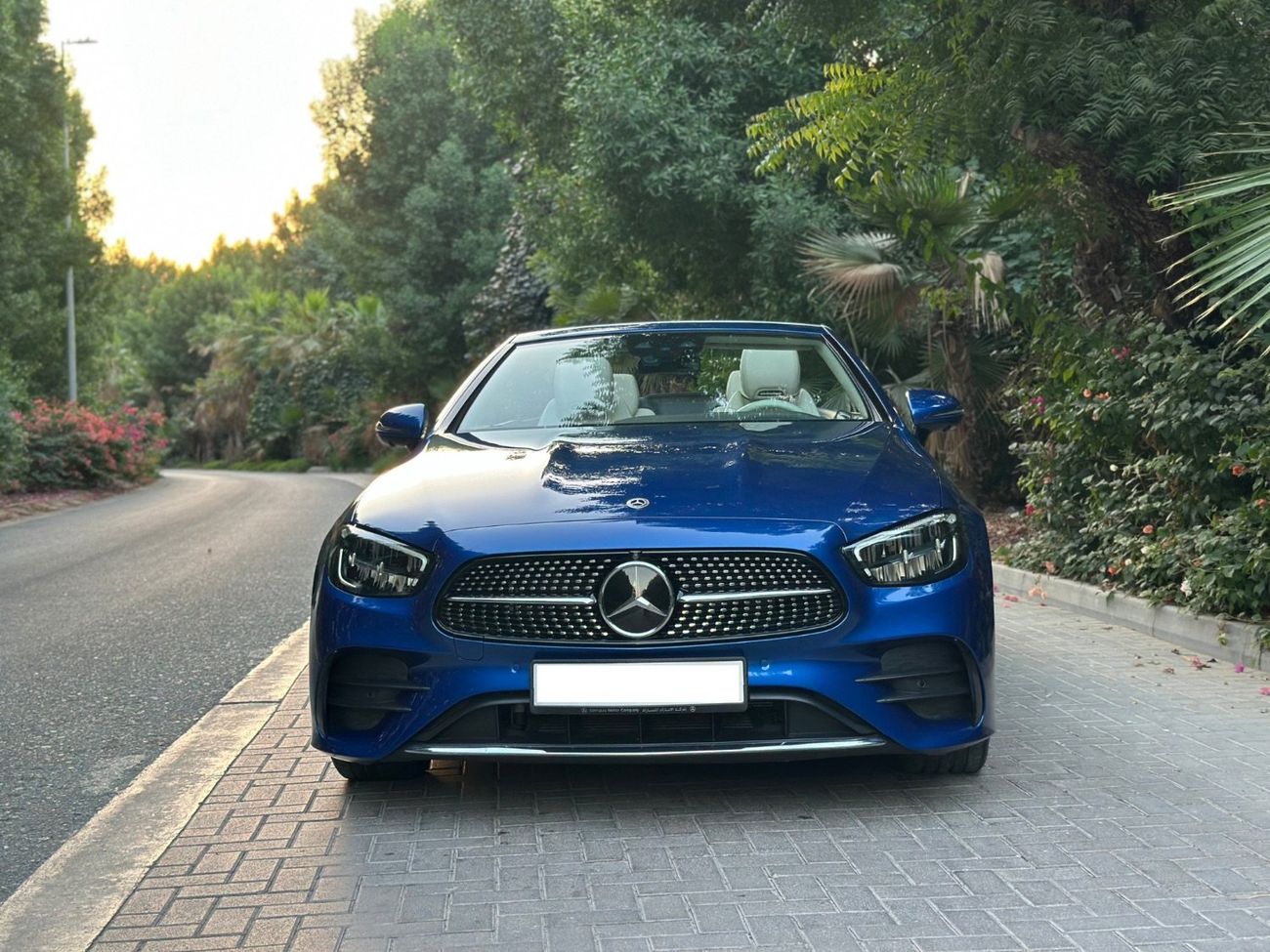 مرسيدس بنز E 450 3.0L V6 | 362 HP | 2023 | Convertible | 28000 KM | Excellent Condition | Full Option