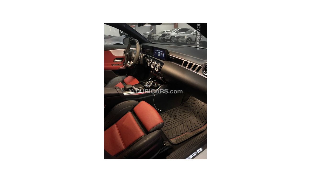 Mercedes-Benz CLA 35 AMG 2.4l