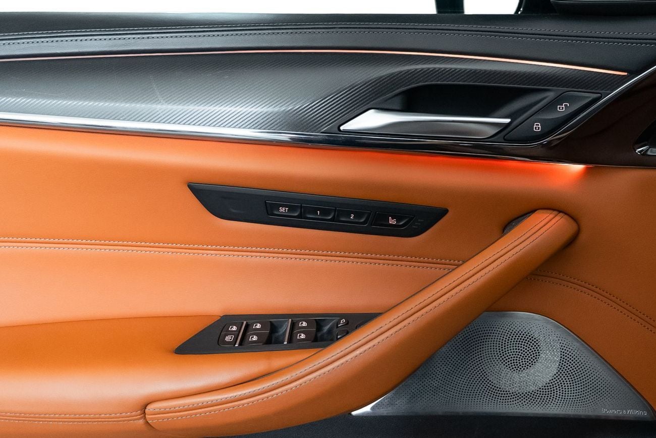 BMW M5 Competition 4.4L (617 HP)