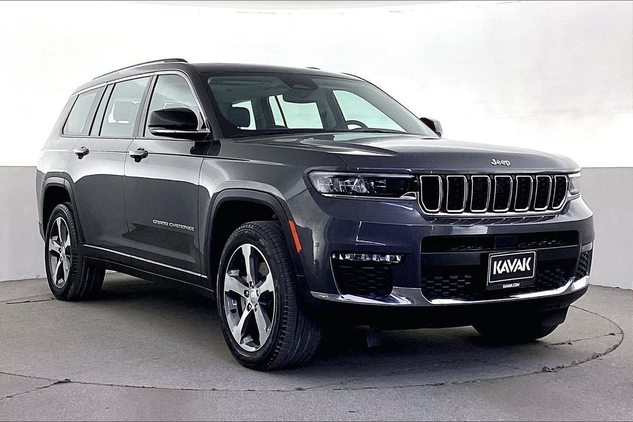 جيب شيروكي Limited | National Day Celebration | شامل الضمان | 0 ﺪﻔﻋﺓ ﺃﻮﻟﻯ