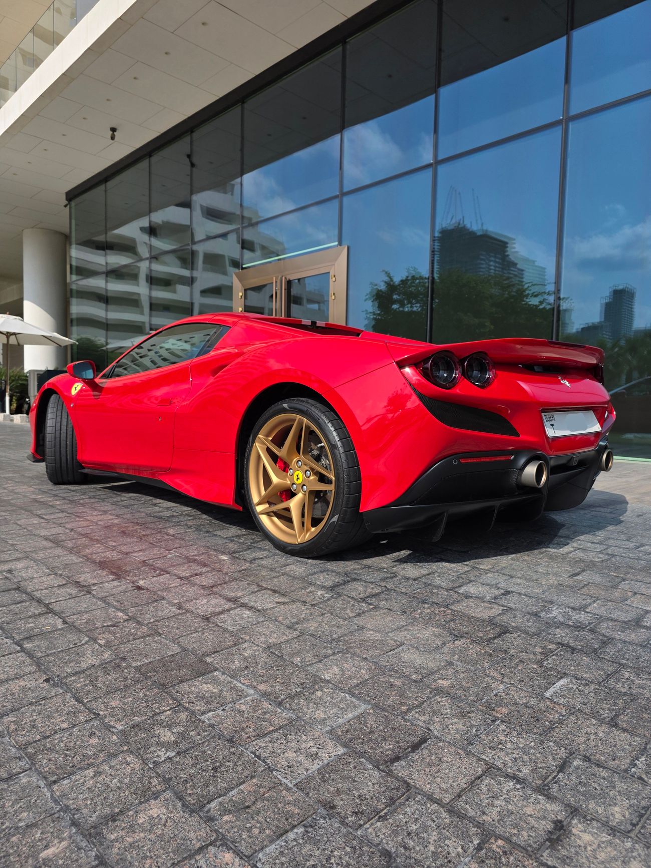 فيراري ف ٨ سبيدر