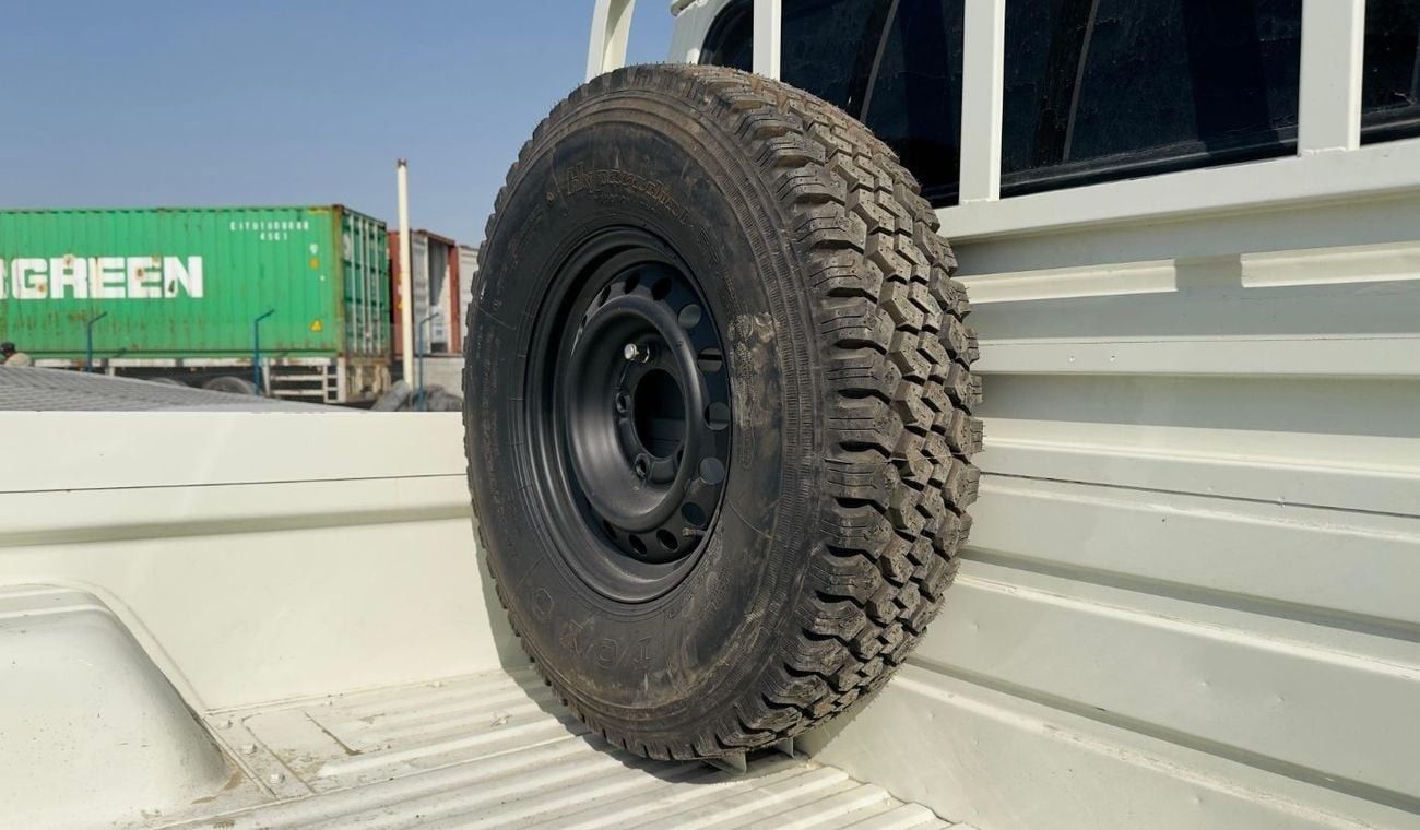 Toyota Land Cruiser Pick Up SINGLE CABIN | RHD | 1990 MODEL | 4.0L DIESEL ENGINE | MANUAL TRANSMISSION | JFT0241