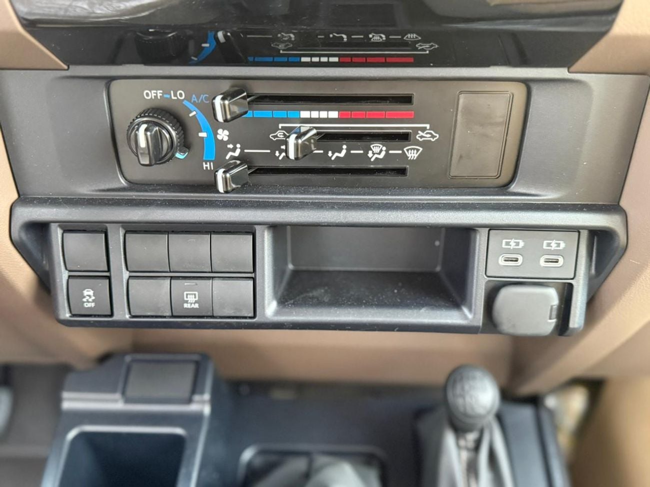 Toyota Land Cruiser 70 4.0L MID OPTION MANUAL WITH COOLING BOX