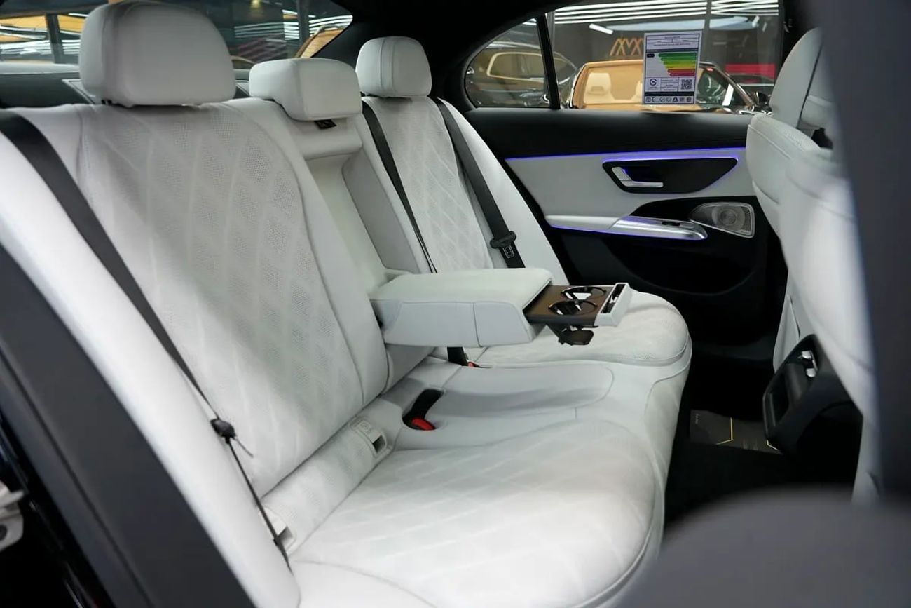 مرسيدس بنز E300 E 300 | GCC 0km | Agency Warranty | AMG Package