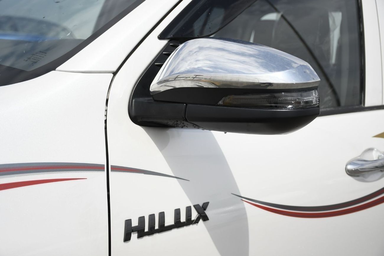 تويوتا هيلوكس 2.7L Automatic Basic option