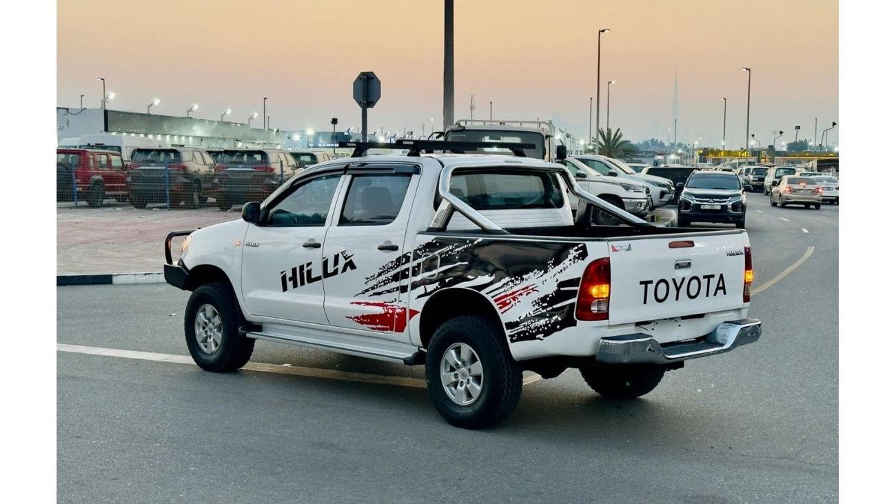 Toyota Hilux DOUBLE CABIN | PREMIUM ARB BULL BAR INSTALLED | 3.0L DIESEL | RHD | 2011 | AIR SNORKEL